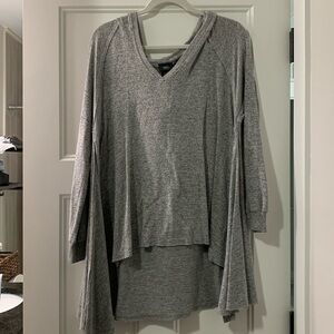 Flowy Sweatshirt